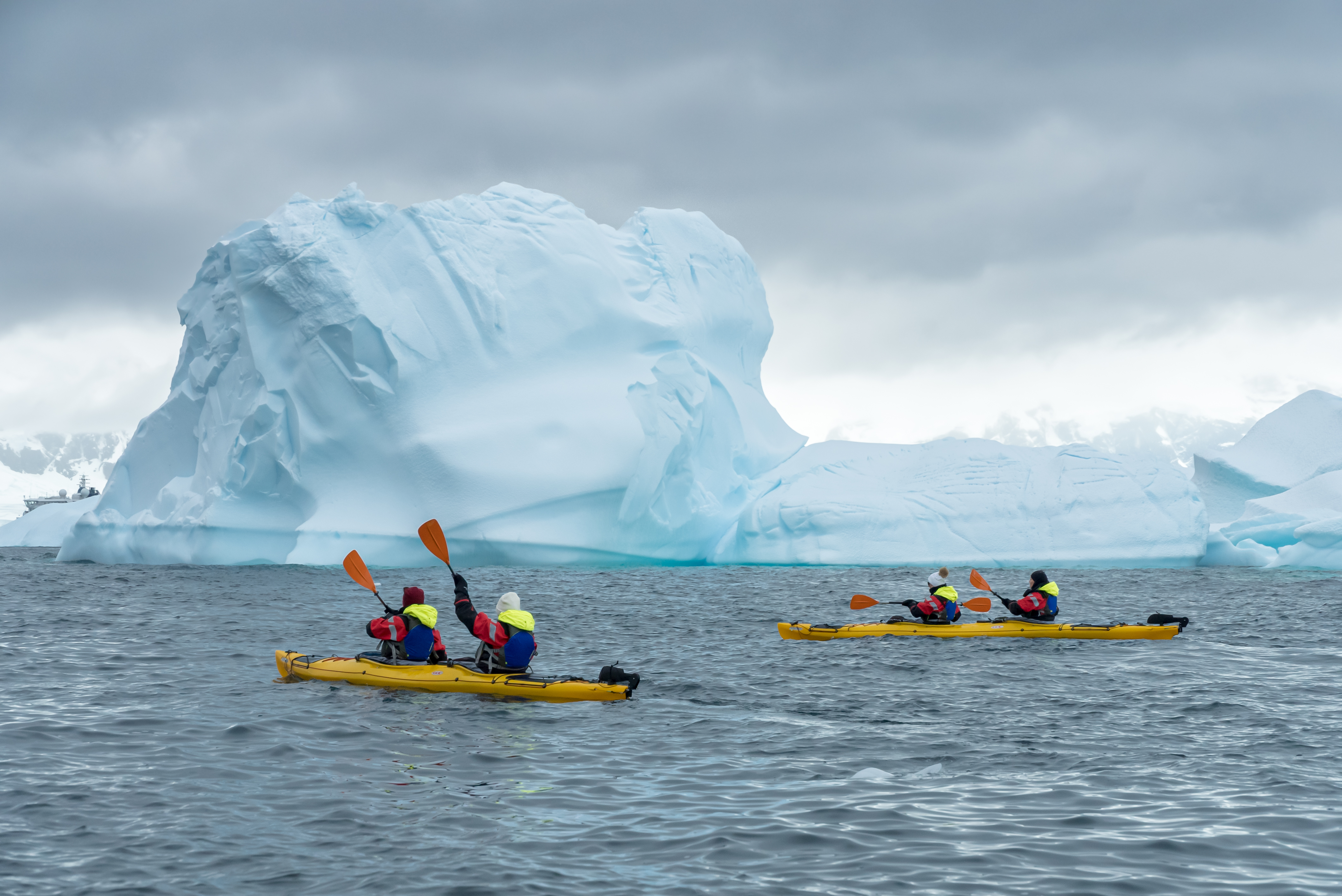 Excursions on SH Diana